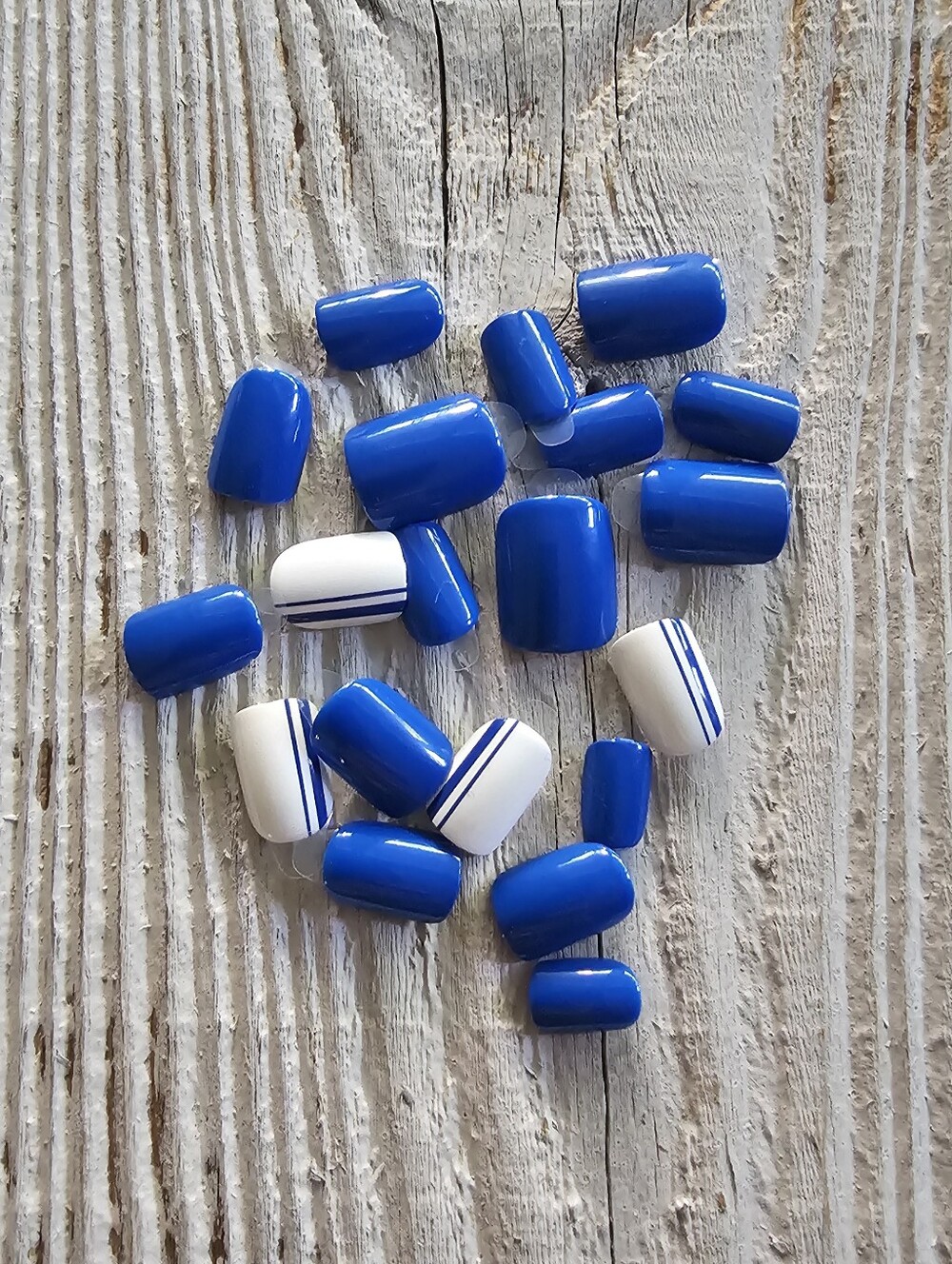 imPRESS No Glue Press-On Nails